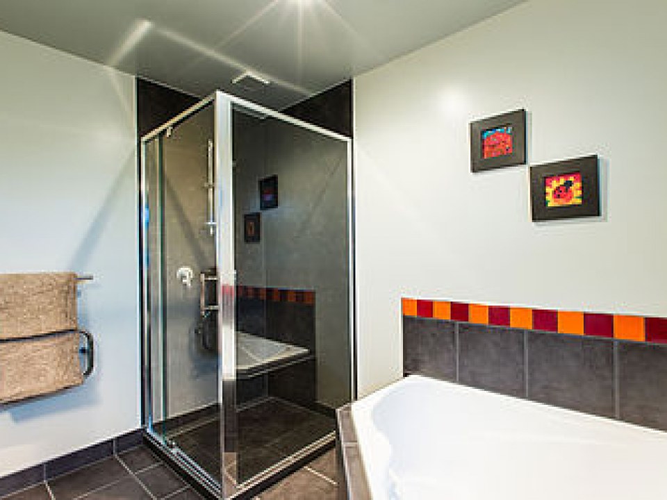 928321_73a51ee0a56d4702b4a5ead85f600867